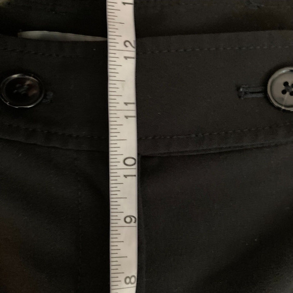 Ann Taylor Shorts Womens Sz 10 Black Signature Fit Bermuda Stretch Button/Zip - Picture 6 of 7
